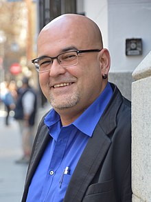 Alexis Ravelo, Escritor Canario Maestro de la Novela Negra 